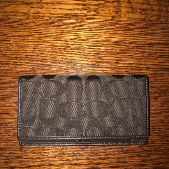 Coach Cheque Book - Picture 1 of 3